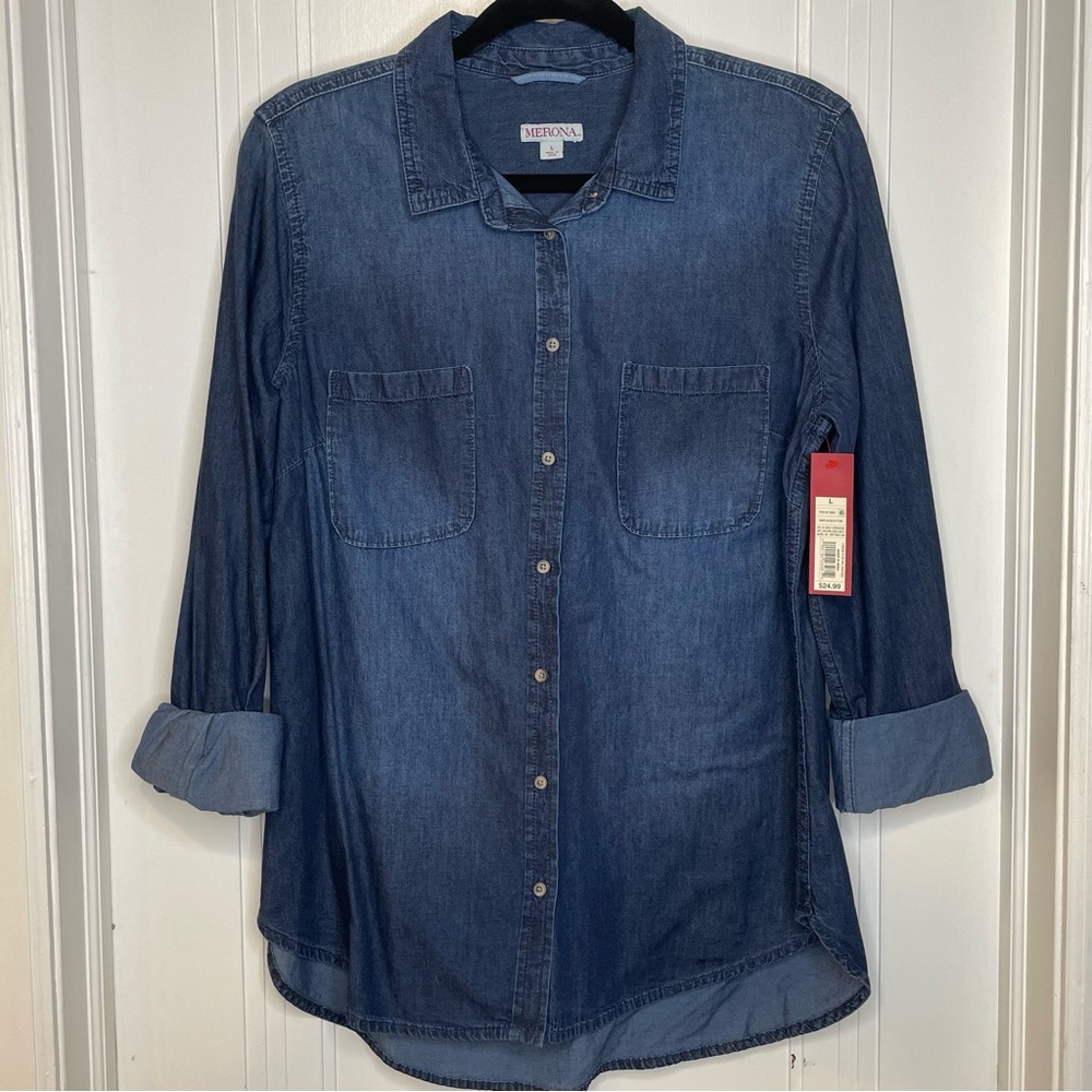 Merona dark blue button women’s shirt, size large
